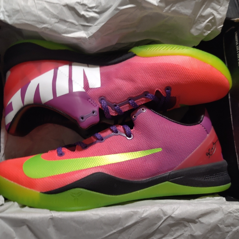 Kobe protro shoes